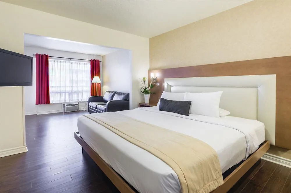 Hotel Universel Quebec City