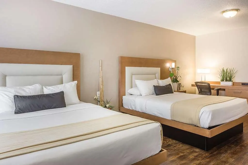Hotel Universel Quebec City